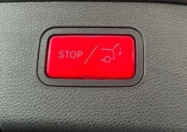 MERCEDES GLA 200D PREMIUM AMG NIGHT EDITION 136CV