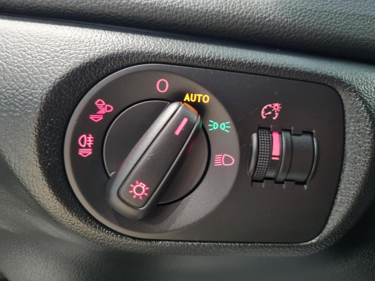 Audi Q3 2.0 TDI 150 CV Business