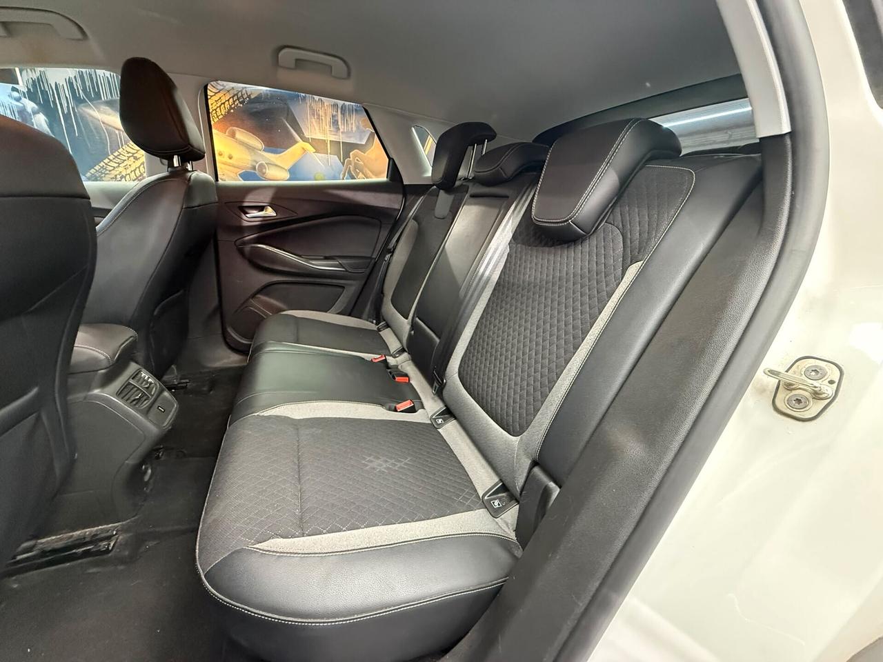 Opel Grandland X 2.0 diesel Ecotec Start&Stop aut. Ultimate (426)