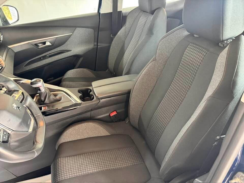 Peugeot 3008 BlueHDi 130 S&S Business