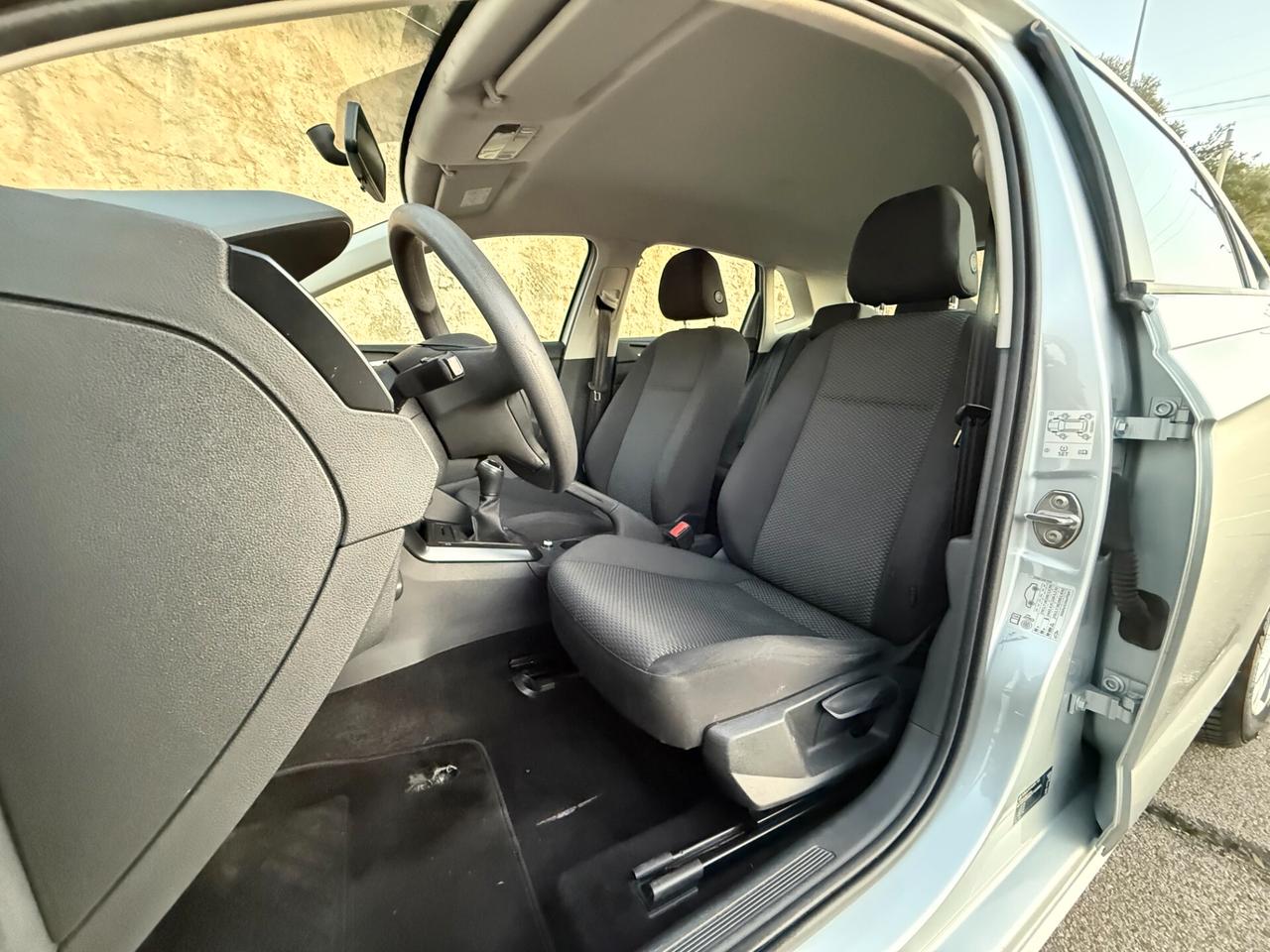 Volkswagen Polo/1.6 TDI 80CV/NEOPATENTATI/LED/5 POSTI