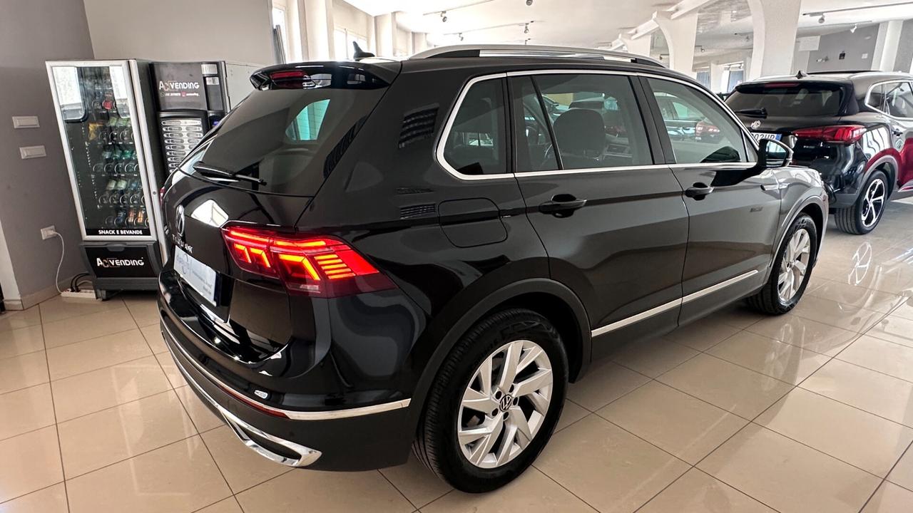 Volkswagen Tiguan 2.0 TDI 150 CV SCR DSG Elegance