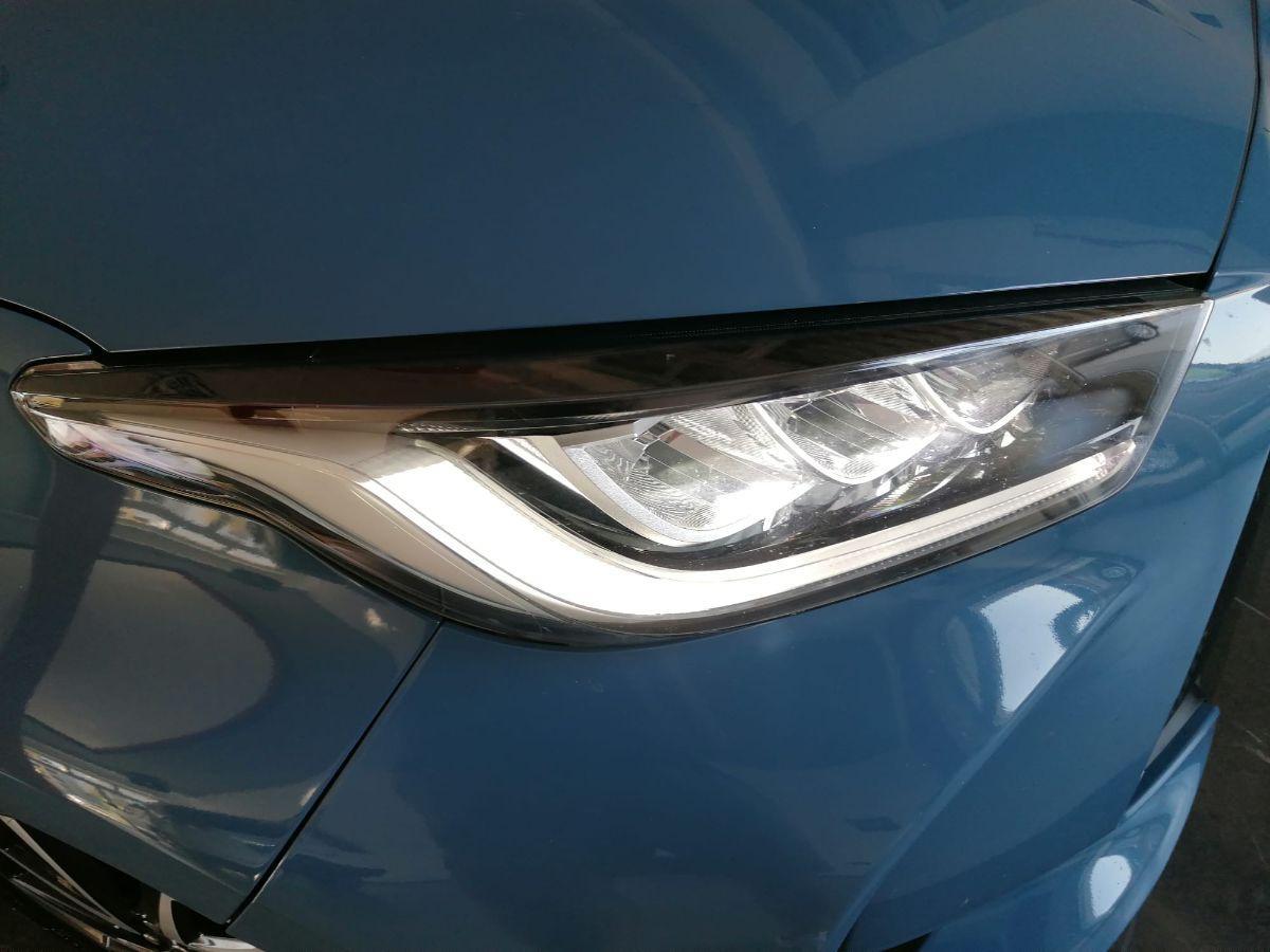 TOYOTA - Yaris - 1.0 5p. Trend "Platinum Edition"