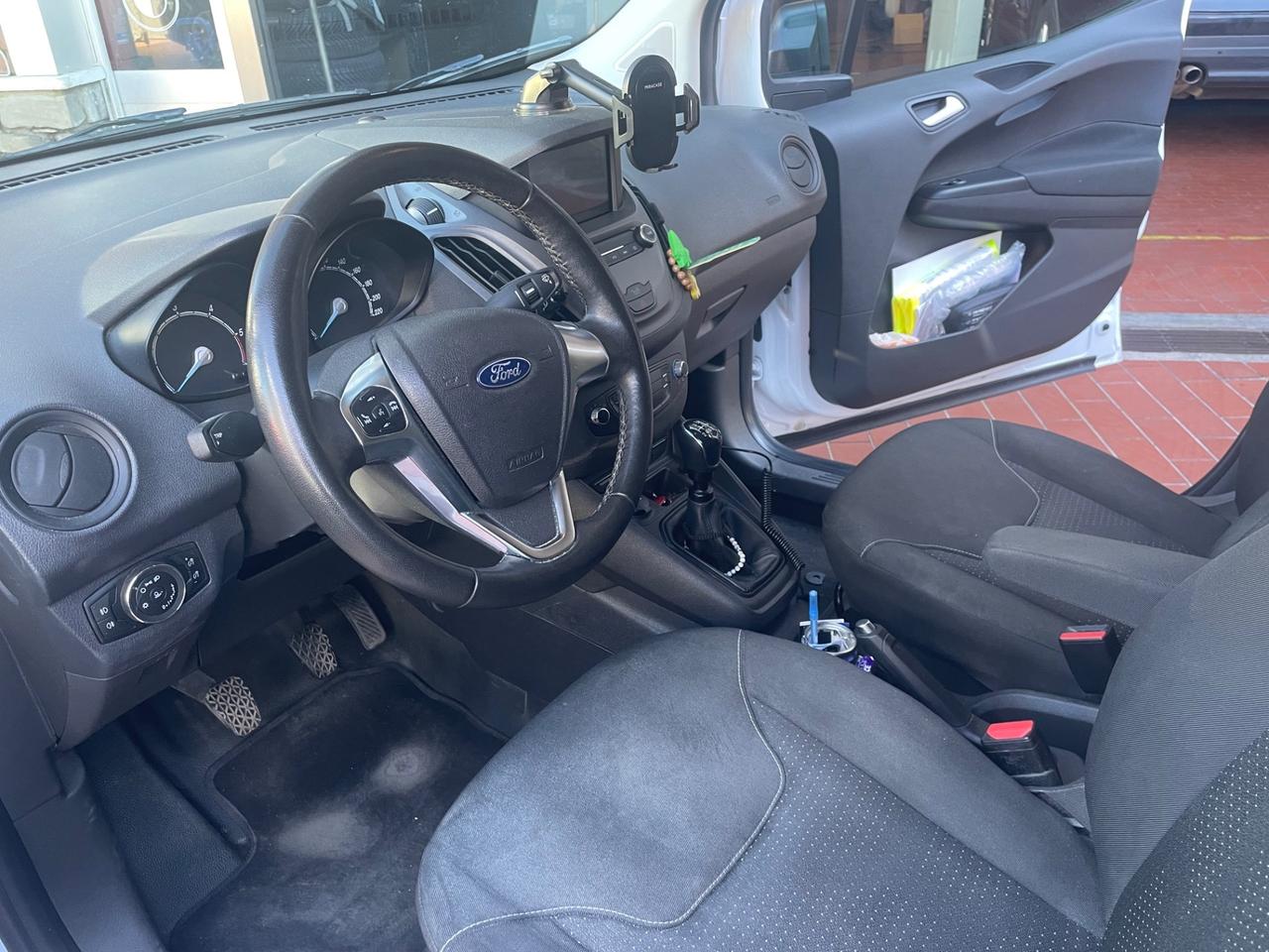 Ford Transit Courier 1.5 TDCi 75CV Van Trend