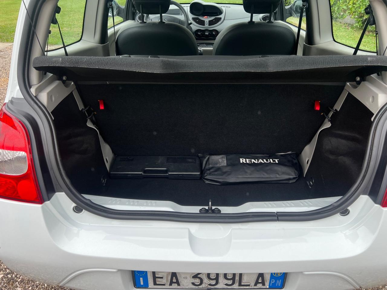 Renault Twingo 1.2 neopatentati