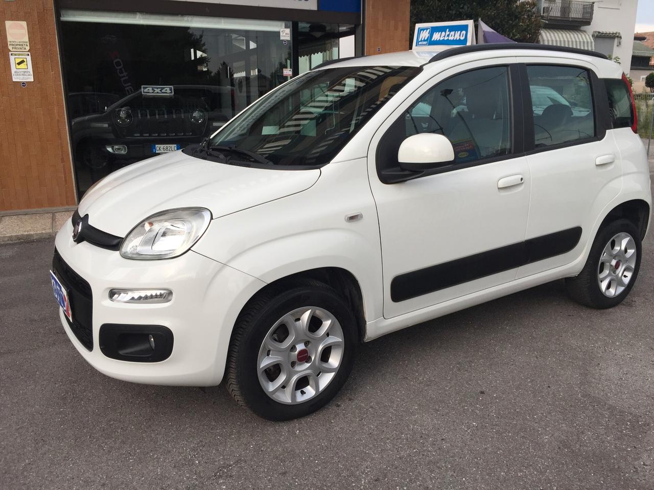Fiat Panda 0.9 TwinAir Turbo Natural Power Lounge