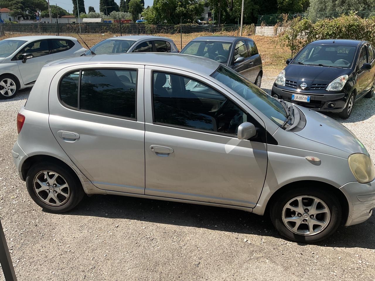 Toyota Yaris 1.0 5 porte Sol