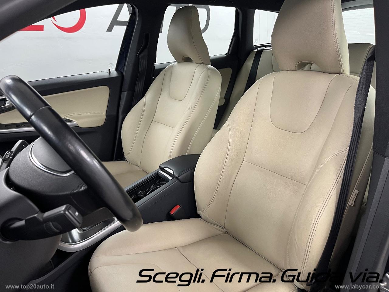 VOLVO XC60 D4 Summum|TETTO APRIBILE|PELLE|SEDILI RISC.