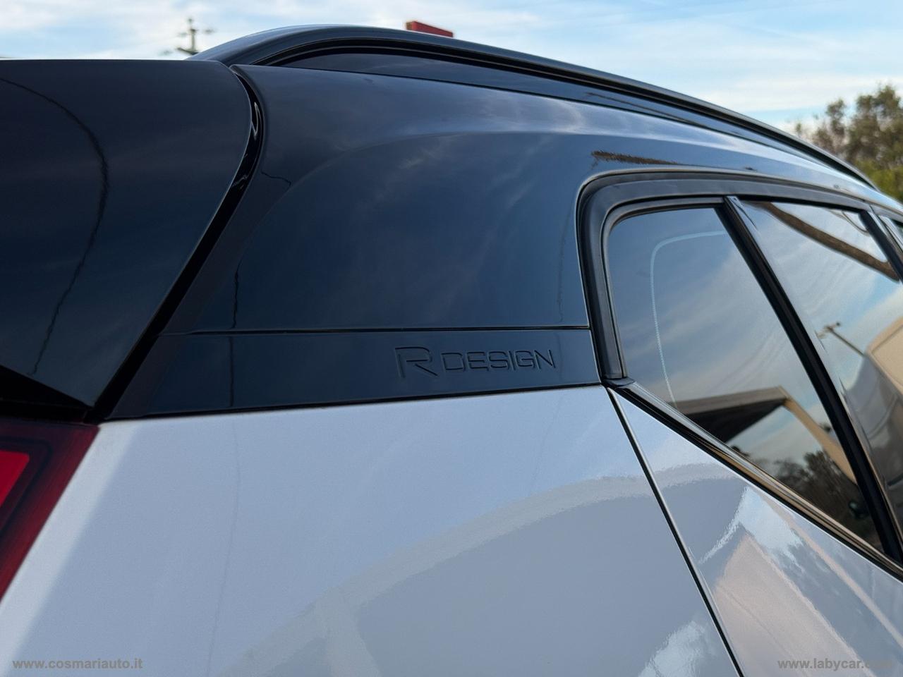 VOLVO XC40 D3 AWD Geartronic R-design N1 TETTO/GANCIO