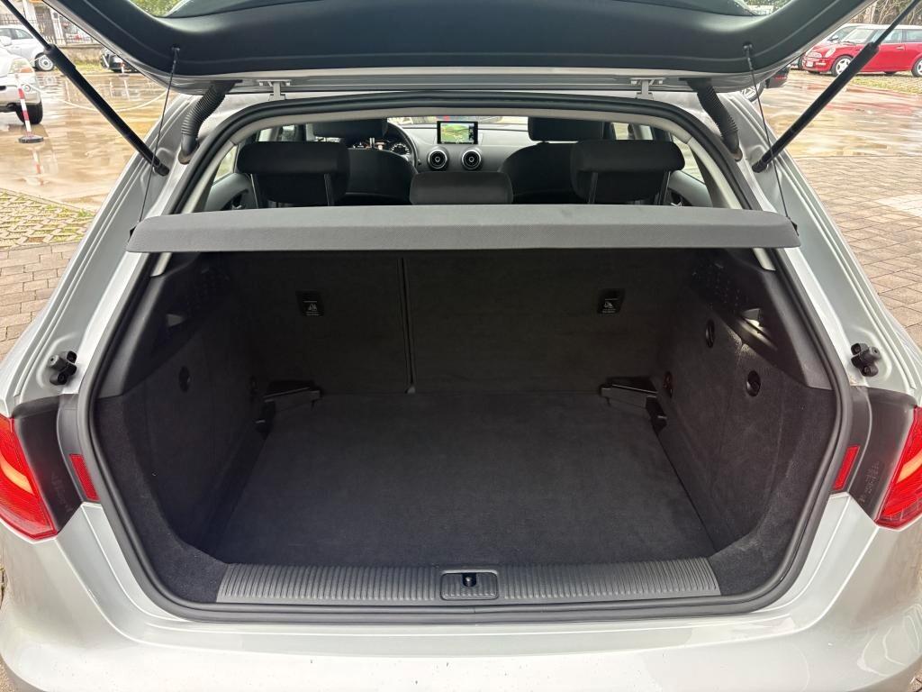 Audi A3 Sportback 1.6 TDI 105cv Ambiente