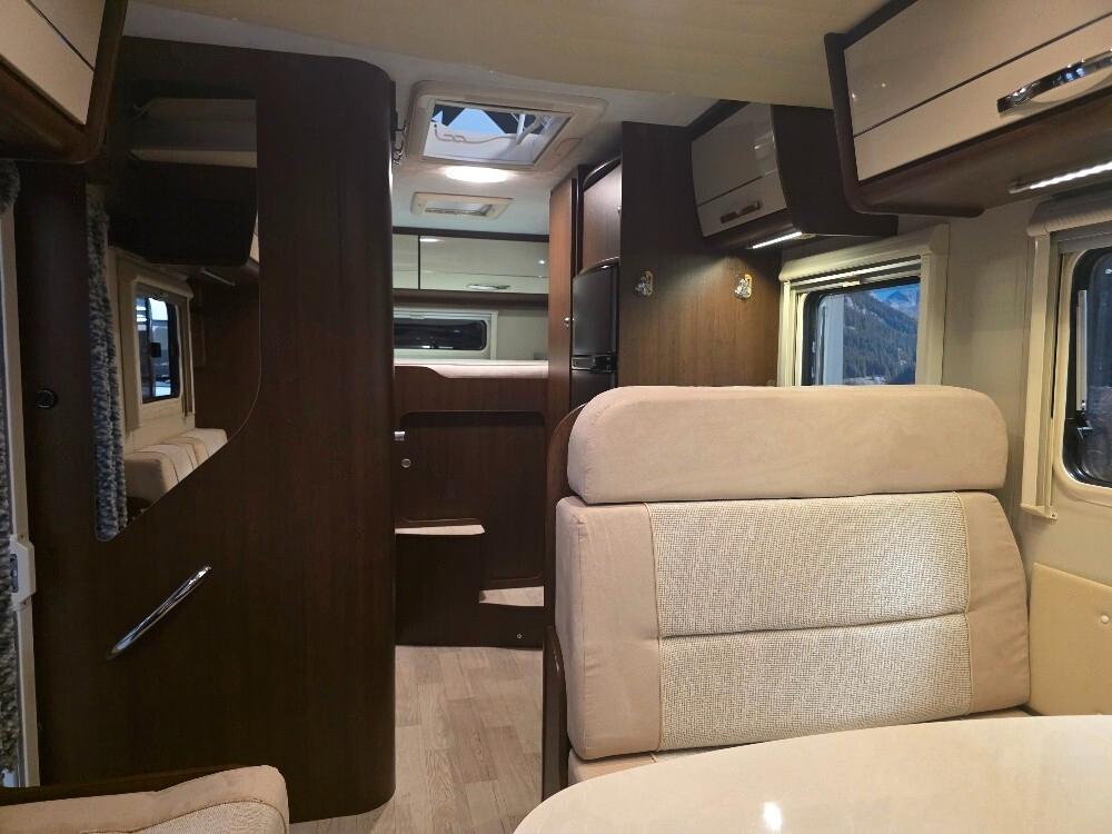 CAMPER ROLLER TEAM T-LINE GARAGE S