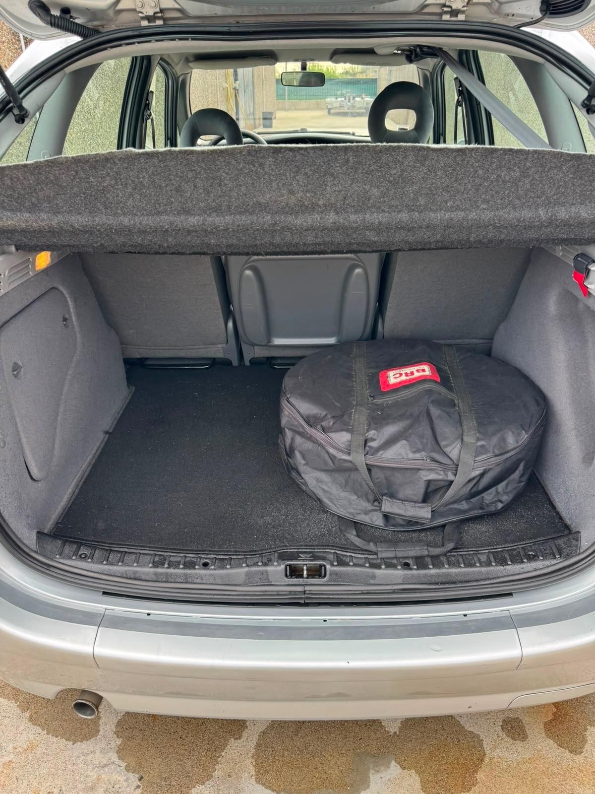 Citroen Xsara Picasso 1.6 benzina-gpl valido 2029 euro4