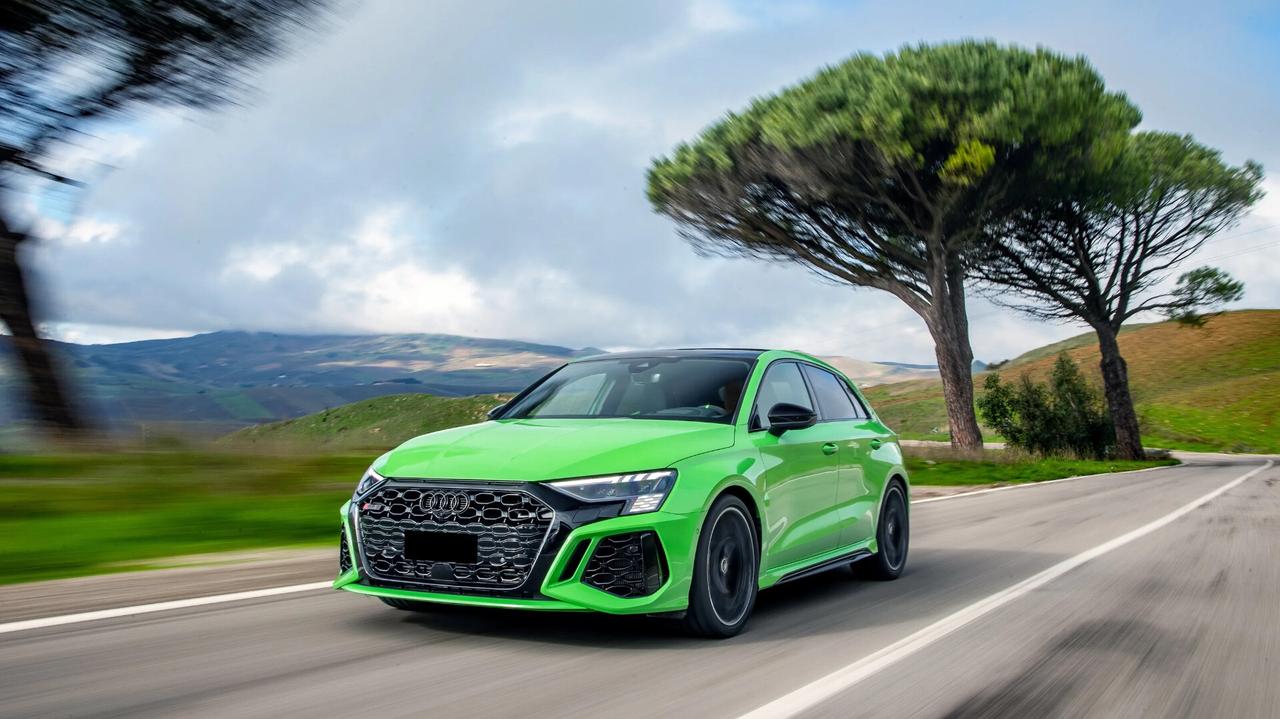 Audi RS 3 Sportback (2.5 TFSI 400 CV)