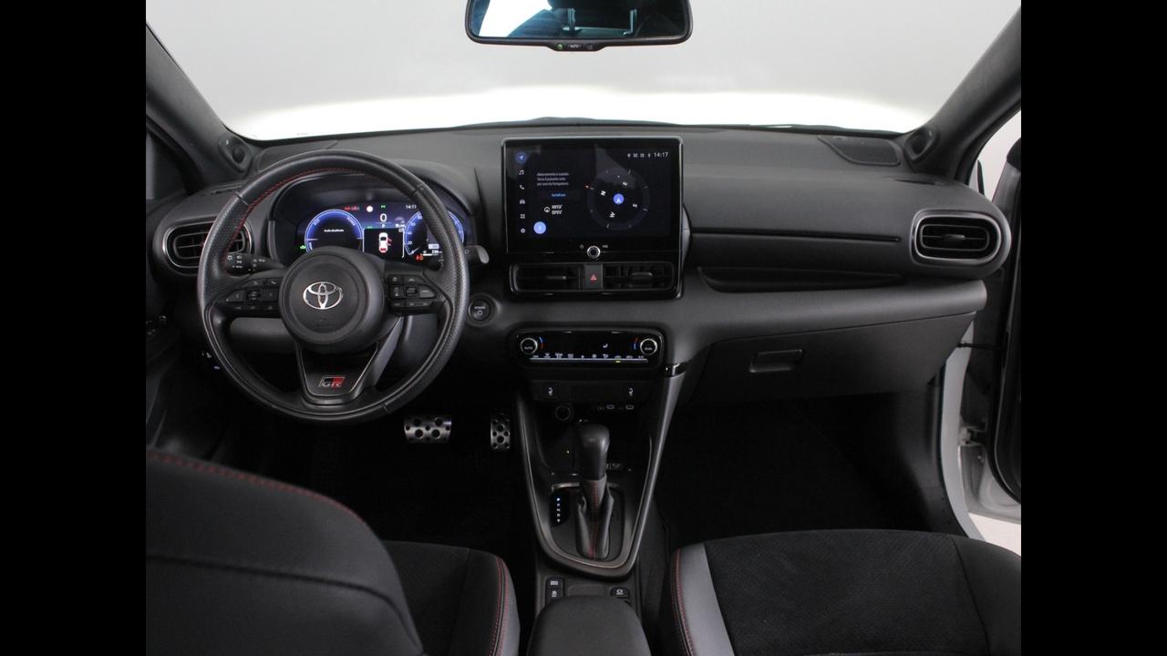 TOYOTA Yaris 1.5 Hybrid 130 - GR SPORT MY24