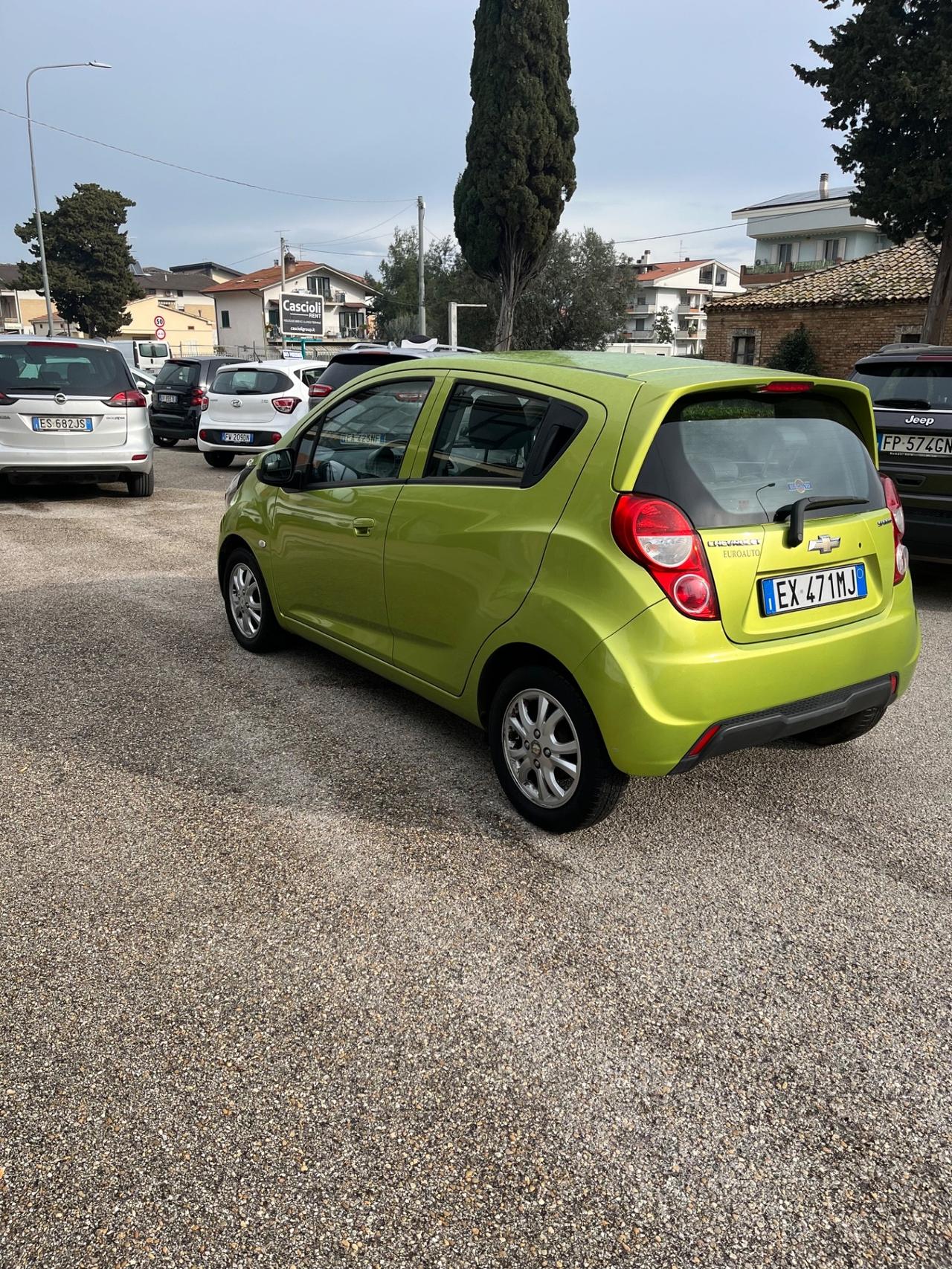 Chevrolet Spark 1.0 LT