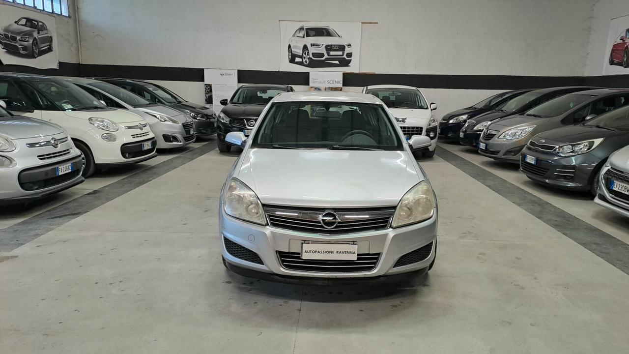 Opel Astra 1.7 CDTI 80CV 5 porte Club