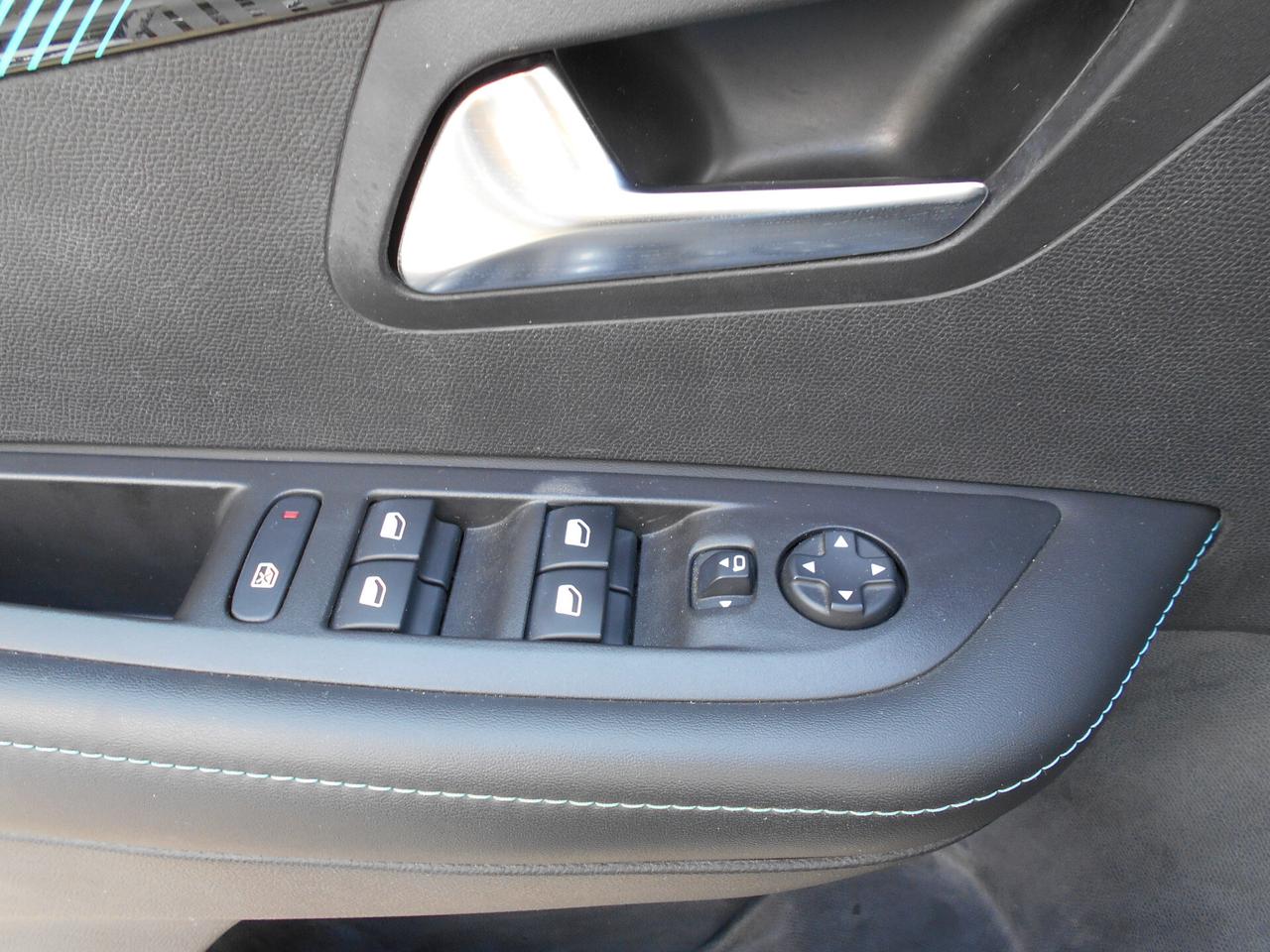 Peugeot 208 PureTech 100 Stop&Start EAT8 5 porte Allure Pack