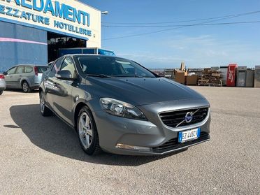 Volvo V40 D2 1.6 Momentum OK NEOPATENTATI