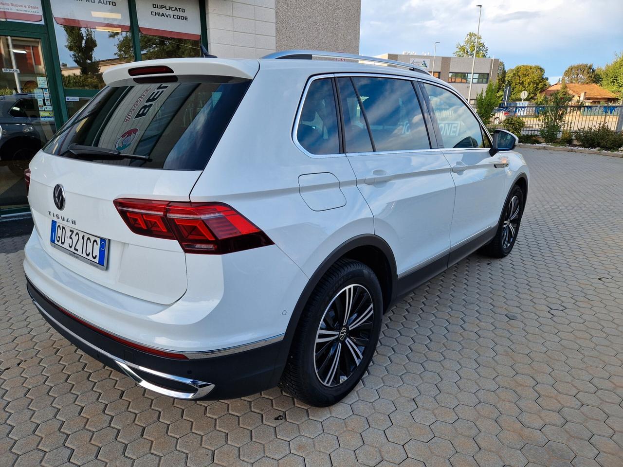 Volkswagen Tiguan 2.0 TDI 200 CV SCR DSG 4MOTION Elegance