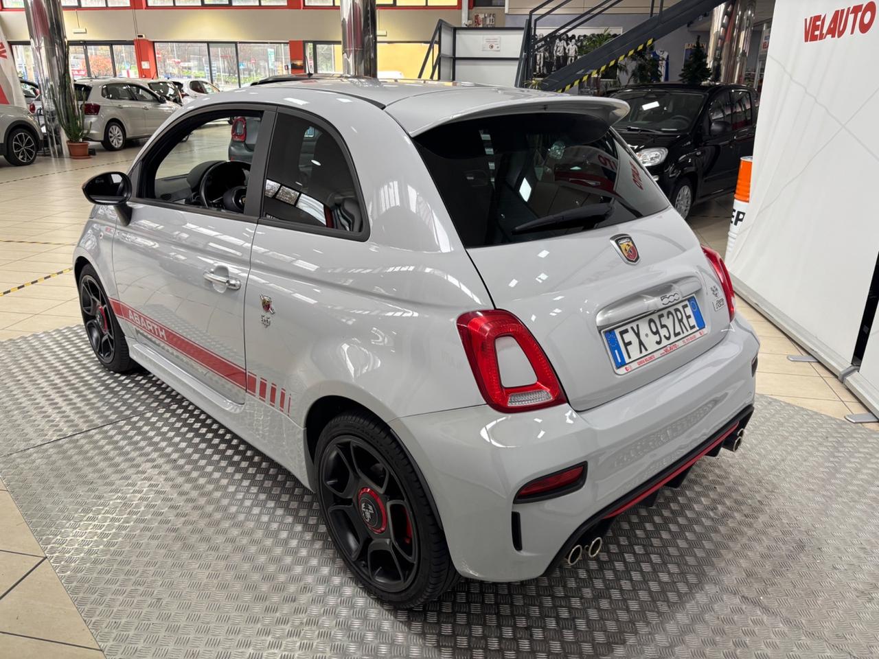 Abarth 595 1.4 Turbo T-Jet 160 CV Pista