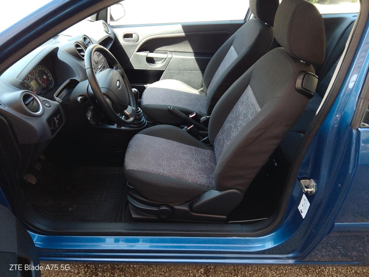 Ford Fiesta 1.2 16V UNIPRO 12 mesi di garanzia