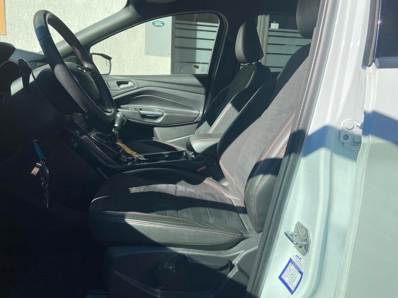 Ford Kuga 2.0 TDCI 120 CV S&S 2WD ST-Line