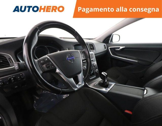 VOLVO V60 D3 Momentum