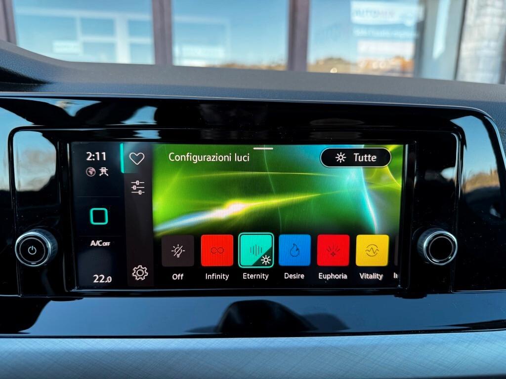 Volkswagen Golf 1.0 etsi evo Life 110cv dsg