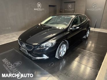VOLVO V40 T2 Plus