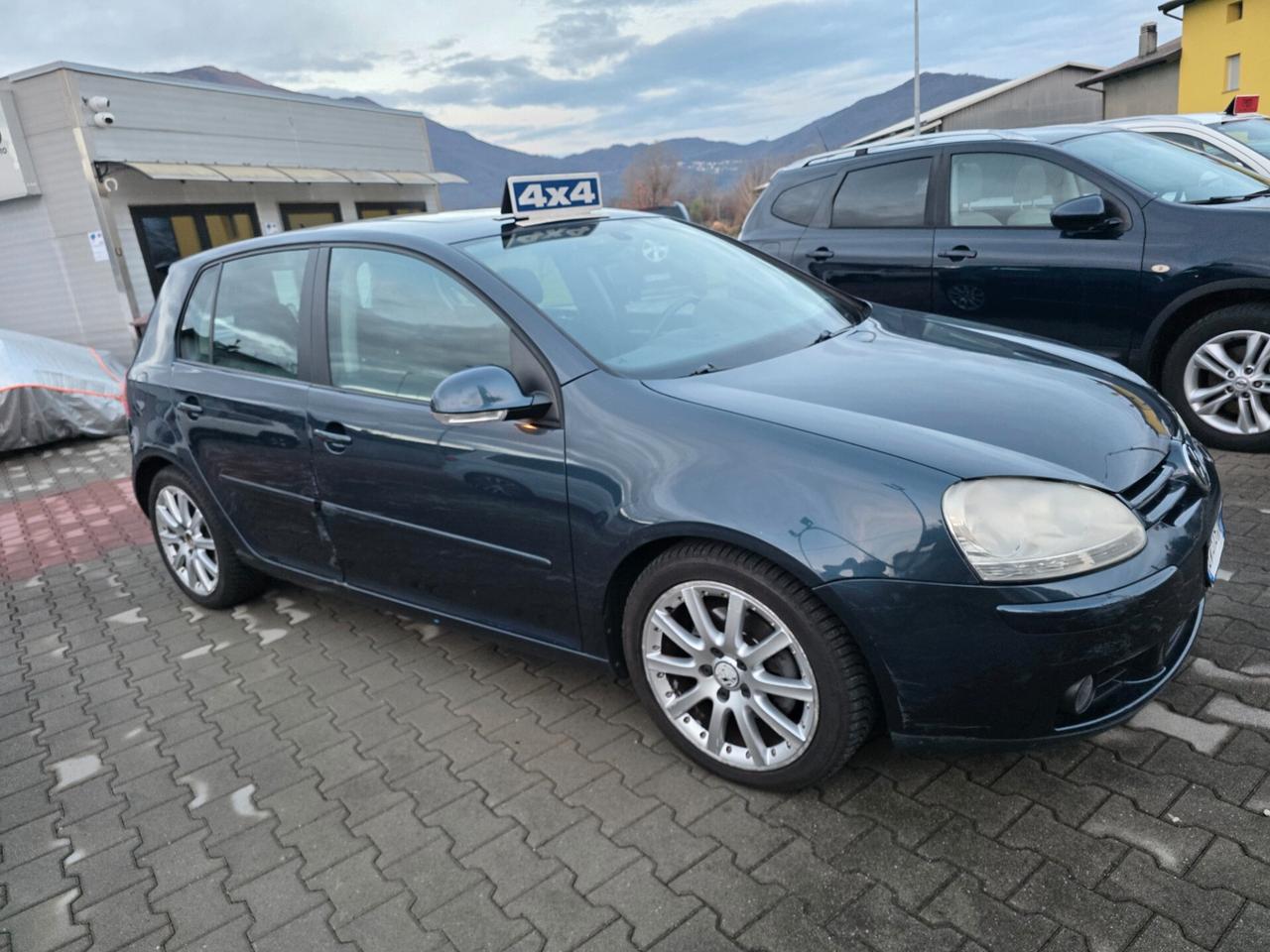 Volkswagen Golf 2.0 16V TDI 4x4 vista provata piaciuta