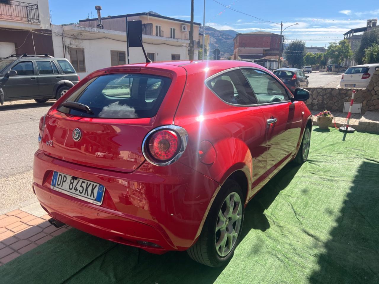 Alfa Romeo MiTo 1.4 T 155 CV Distinctive Premium Pack