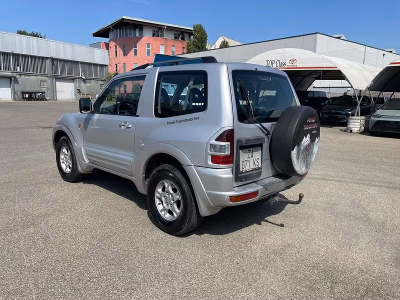 Mitsubishi Pajero 3.2 16V DI-D 3p. GLS