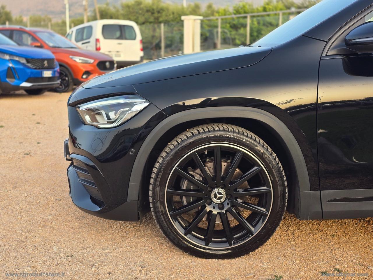MERCEDES-BENZ GLA 200 d Automatic 4Matic Premium