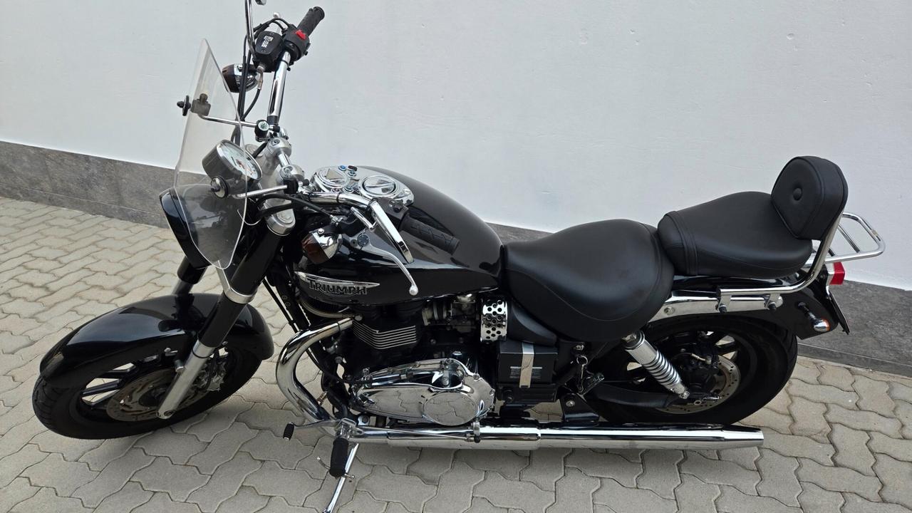 Triumph America CUSTOM