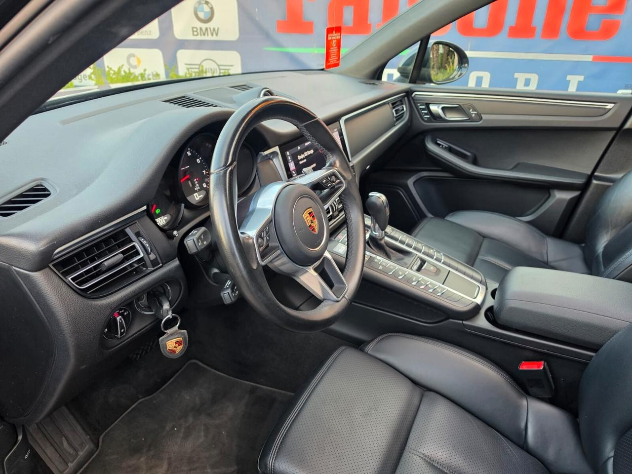 Porsche Macan FULL TETTO PASM