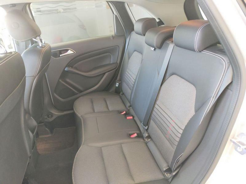 Mercedes-Benz Classe B B 200 d Automatic Sport Tech