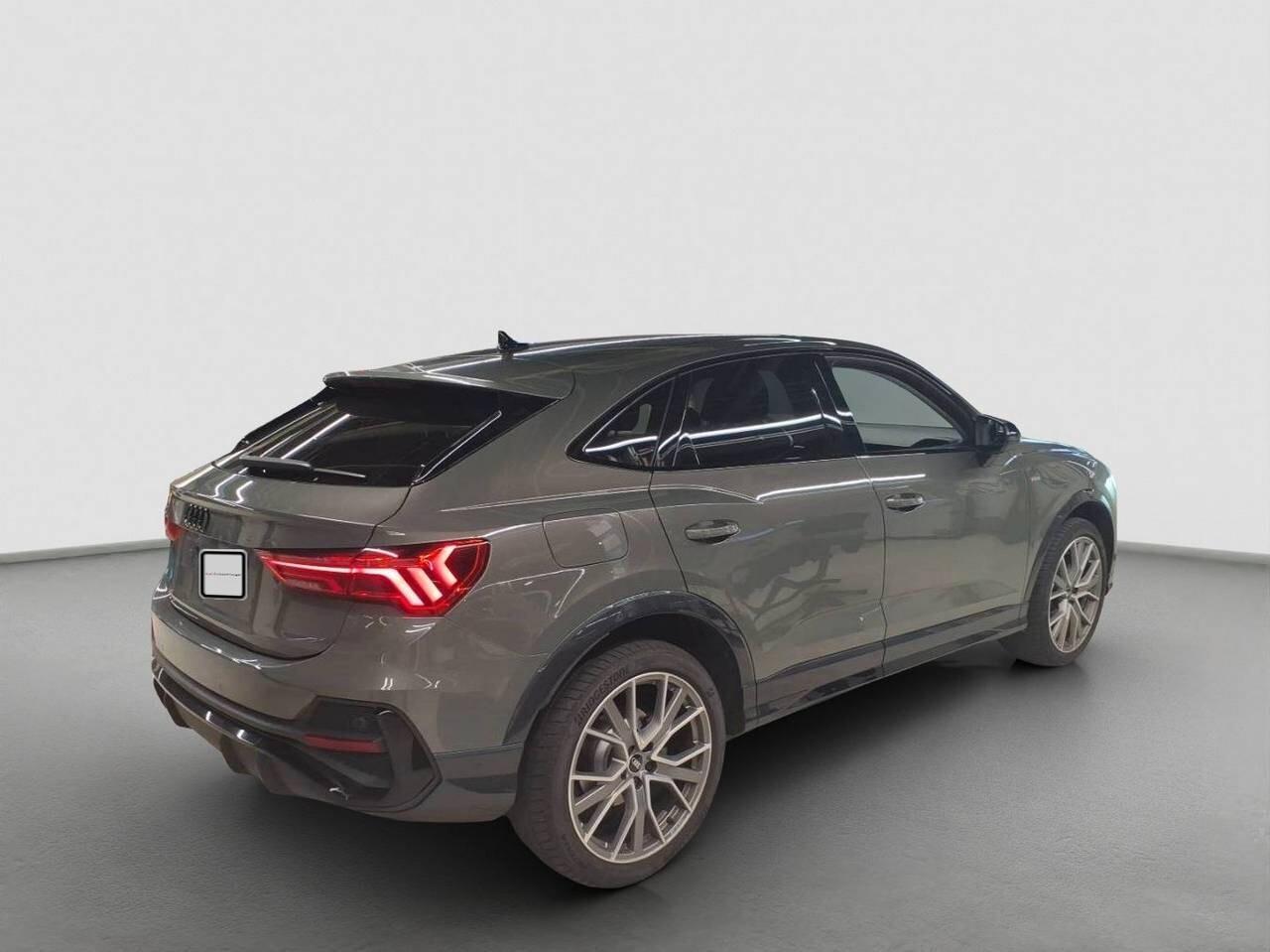 Audi Q3 35 TDI S tronic line edition