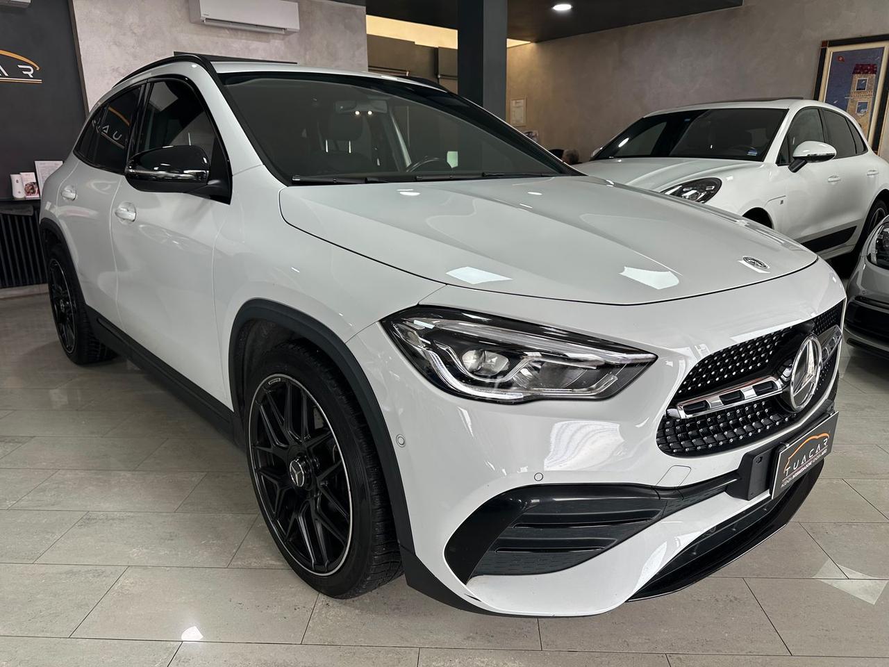 Mercedes-Benz GLA 180 CDI Premium GLA 180 D #8995