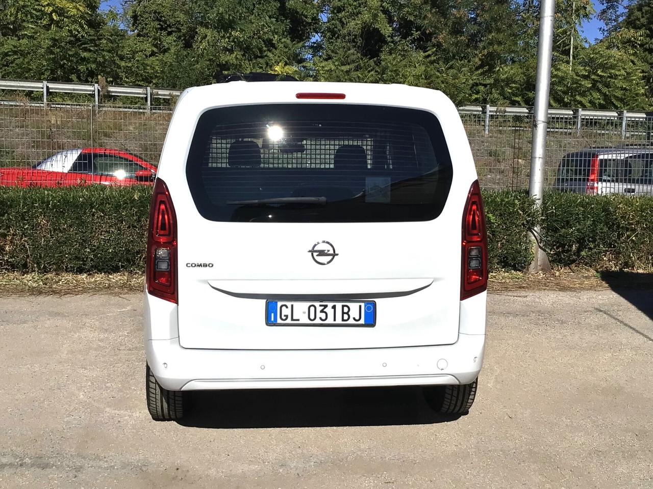 Opel Combo Autocarro 5 posti N1 1.5 diesel 100cv Life