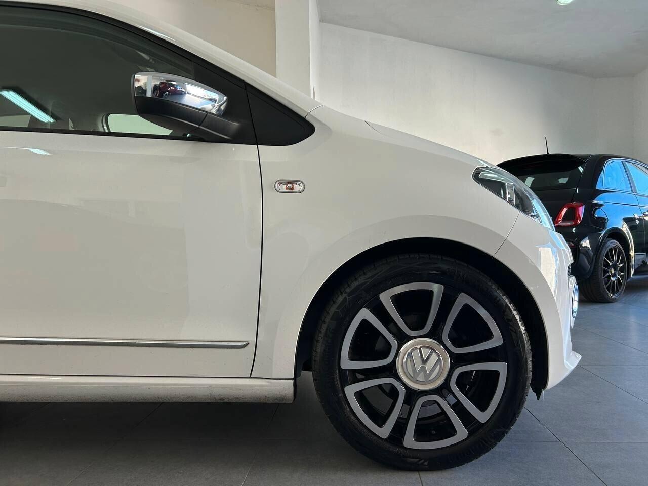 Volkswagen up! 1.0 75 CV 5p. high