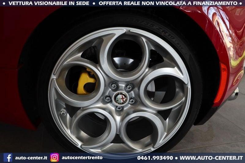 Alfa Romeo 4C 4C Coupé 1750 TBI *UNIPRO