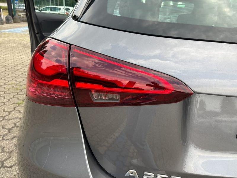 Mercedes-Benz Classe A 250e EQ-Power Automatic Advanced Plus Progressive
