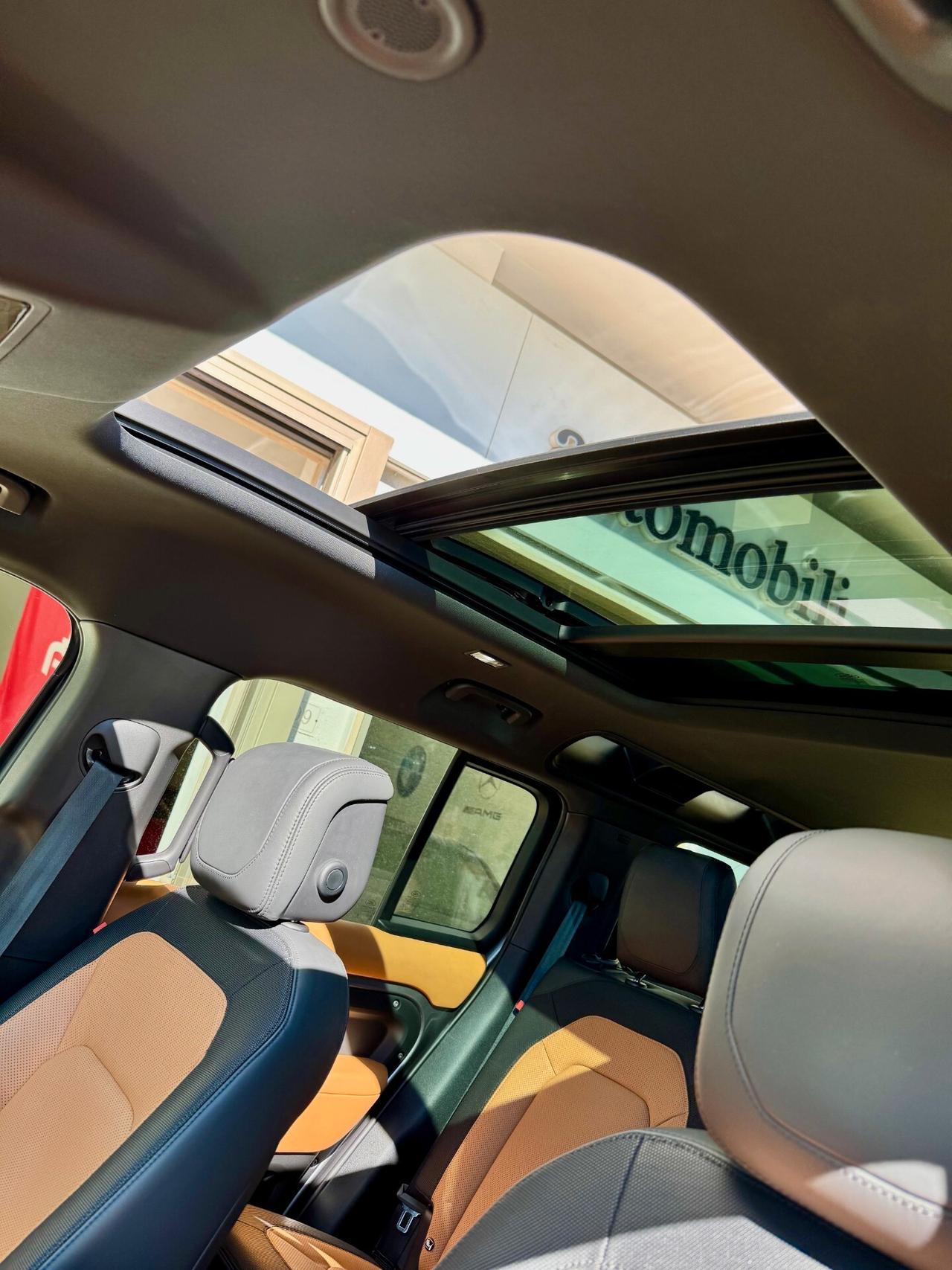 Land Rover Defender 110 3.0D I6 250 CV AWD Auto X-Dynamic HSE