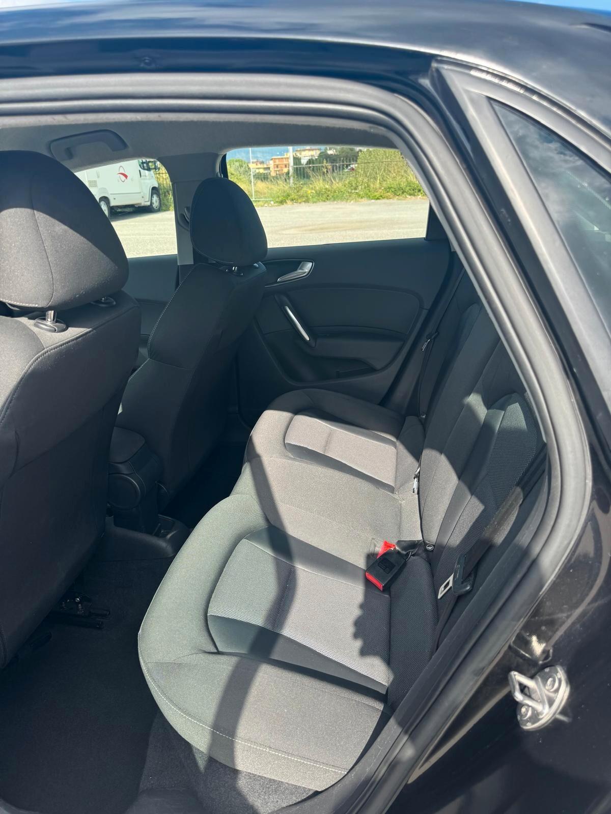 Audi A1 SPB 1.6 TDI 90 CV (NEOPATENTATI)