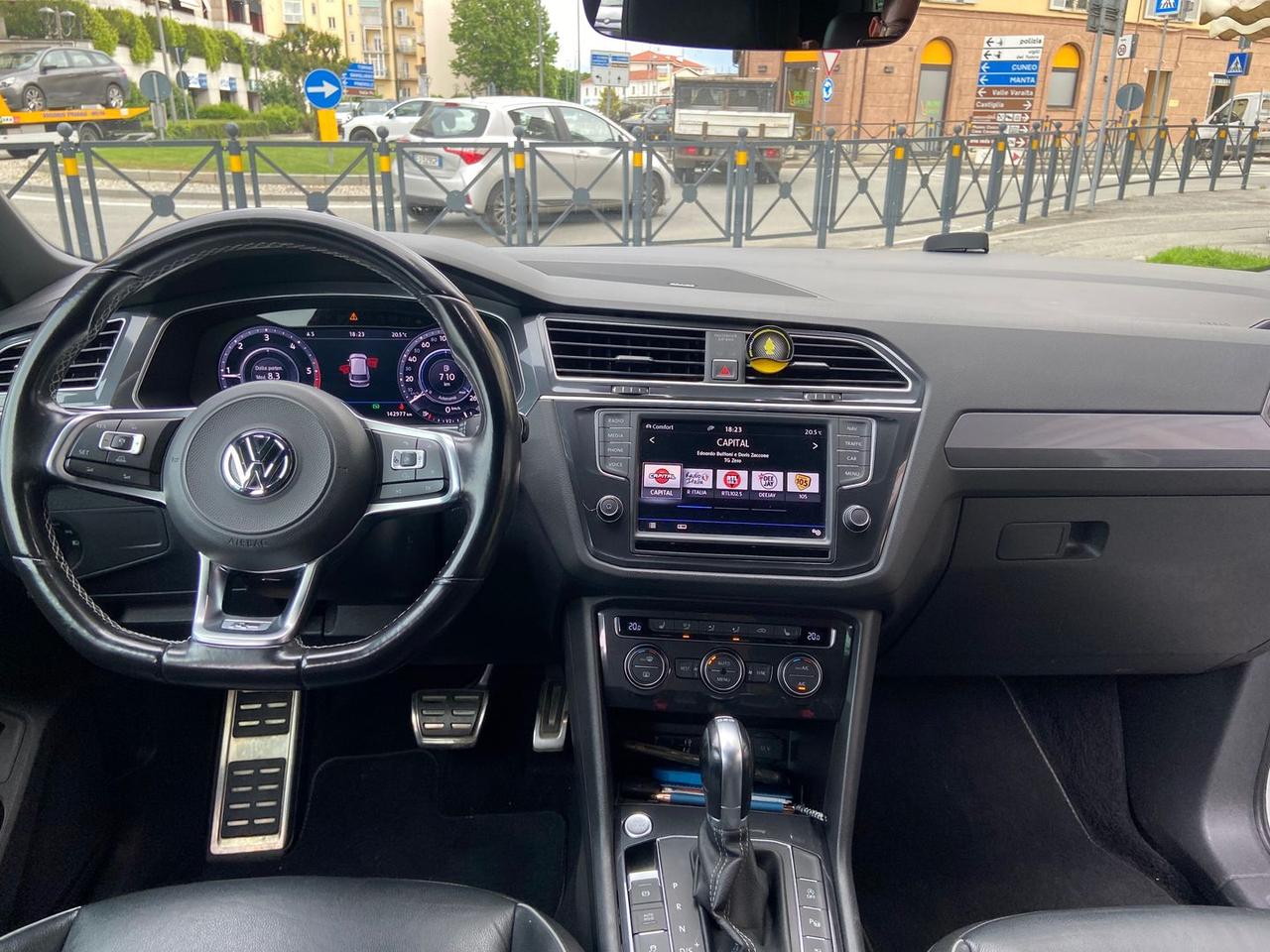 Volkswagen Tiguan VW Tiguan 2.0 TDI R Line