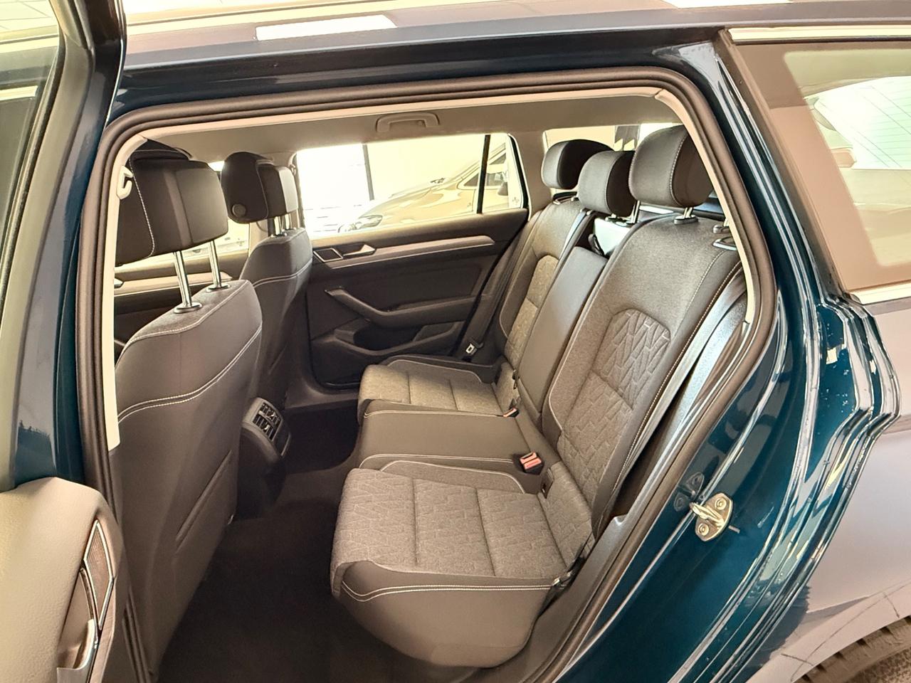 Volkswagen Passat 2.0tdi 150cv Dsg 2023