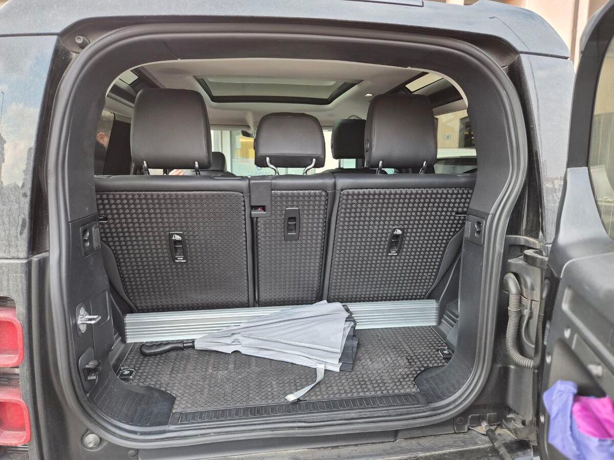 Land Rover Defender 90 3.0d i6 mhev X-Dynamic SE awd 200cv auto