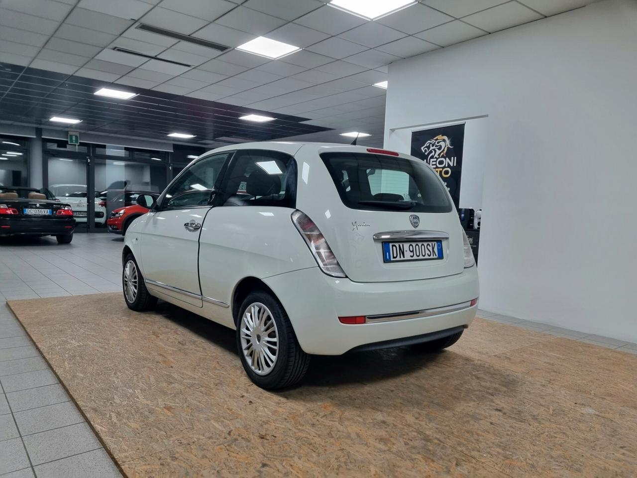 LANCIA YPSILON 1.2 BENZINA 60CV 5p. PLATINO
