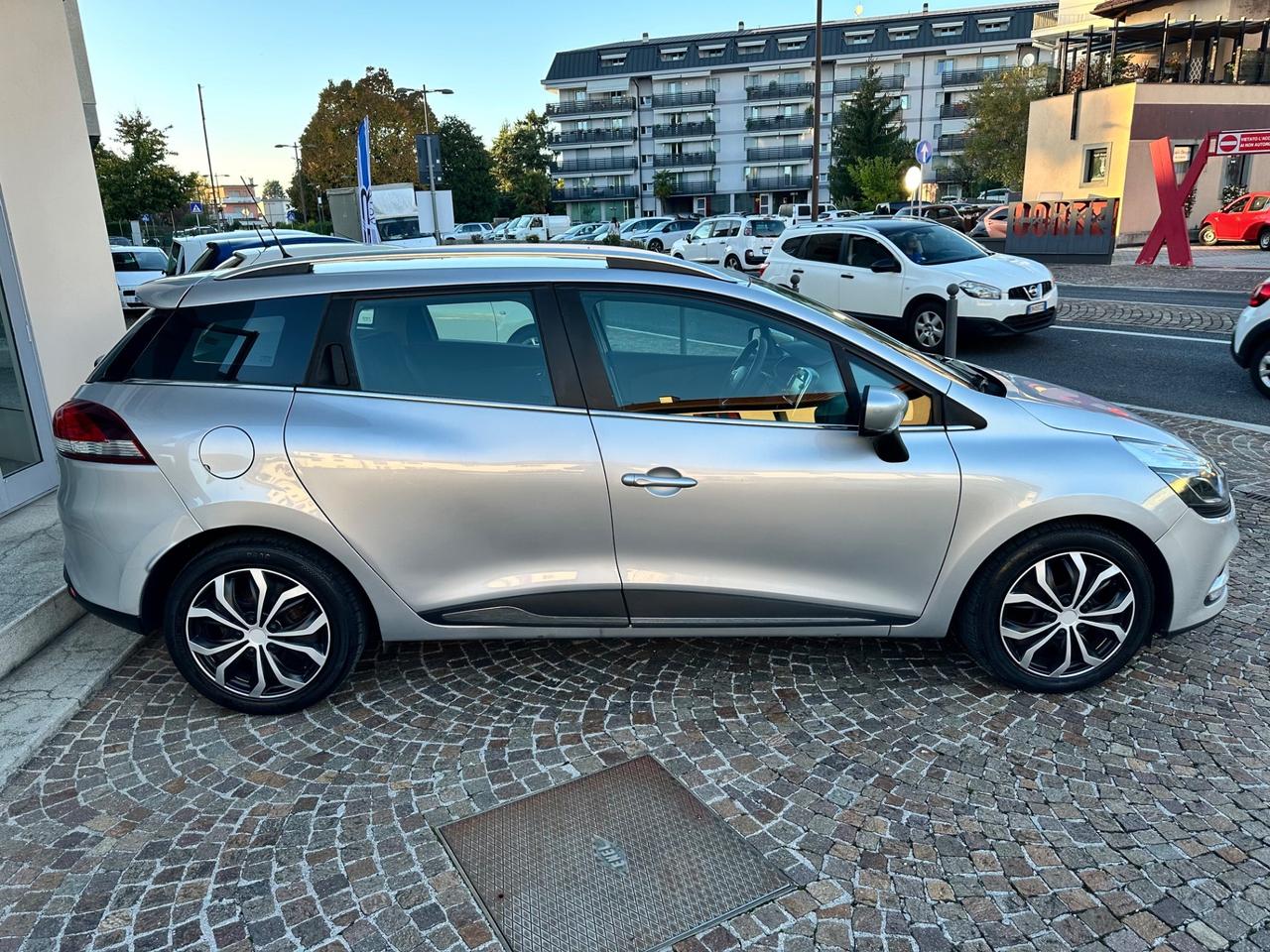 Renault Clio Sporter 1.5Dci 90CV - Uniproprietario