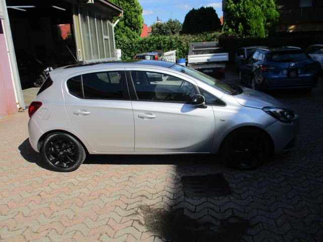 OPEL Corsa 1.2 5 porte Black Edition